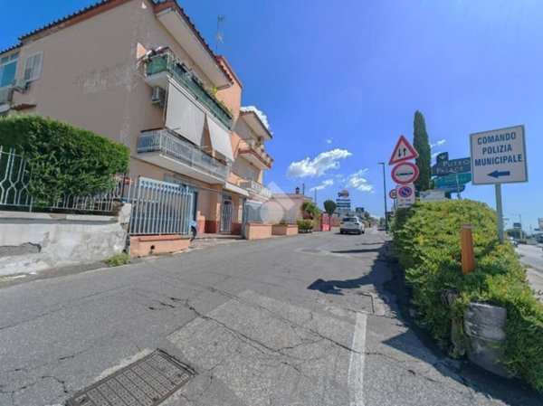 appartamento in vendita a Pozzuoli in zona Arco Felice