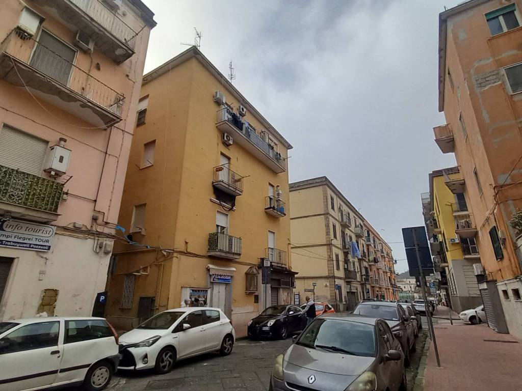appartamento in vendita a Pozzuoli