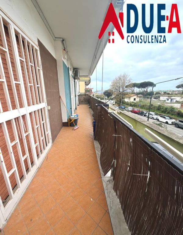 appartamento in vendita a Pozzuoli in zona Solfatara