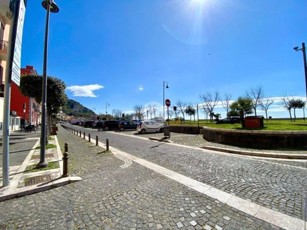 appartamento in vendita a Pozzuoli