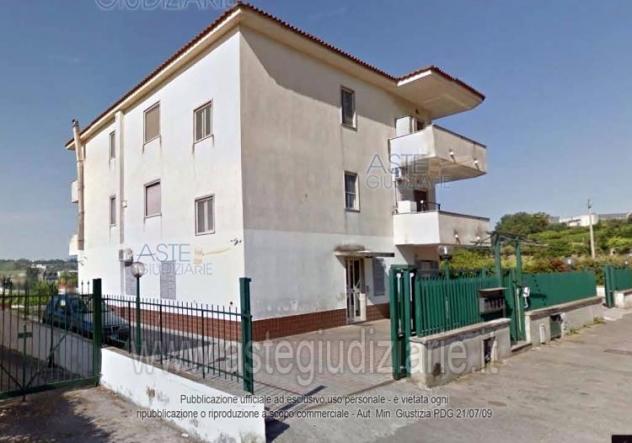 casa indipendente in vendita a Pozzuoli in zona Monterusciello