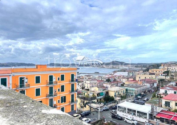 appartamento in vendita a Pozzuoli