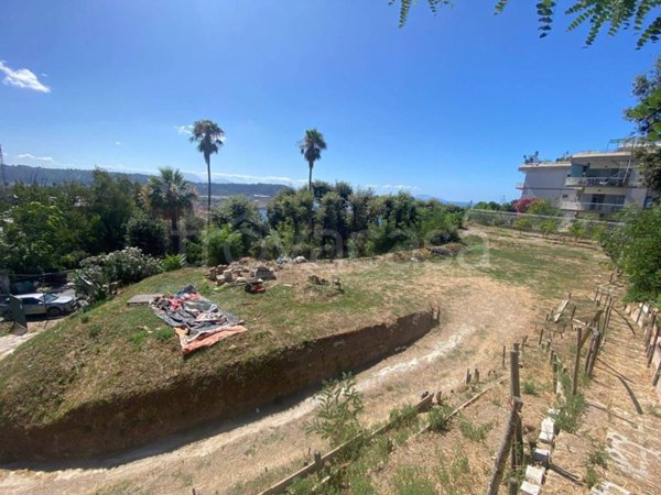 terreno agricolo in vendita a Pozzuoli