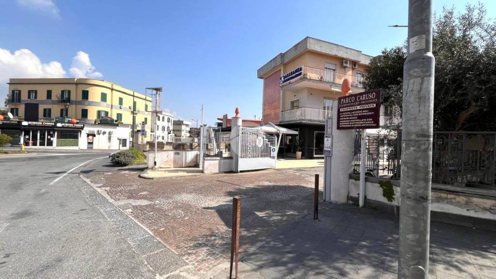appartamento in vendita a Pozzuoli in zona Arco Felice