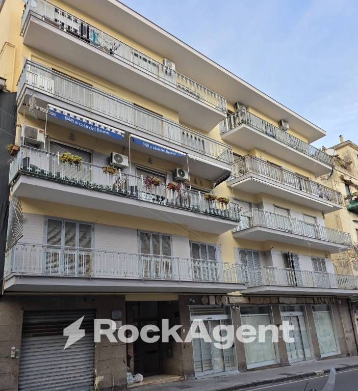 ufficio in vendita a Pozzuoli