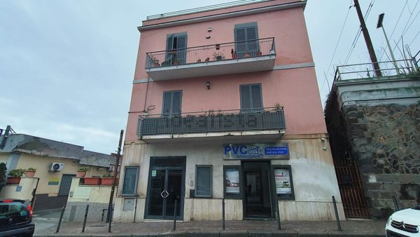 appartamento in vendita a Pozzuoli in zona Solfatara