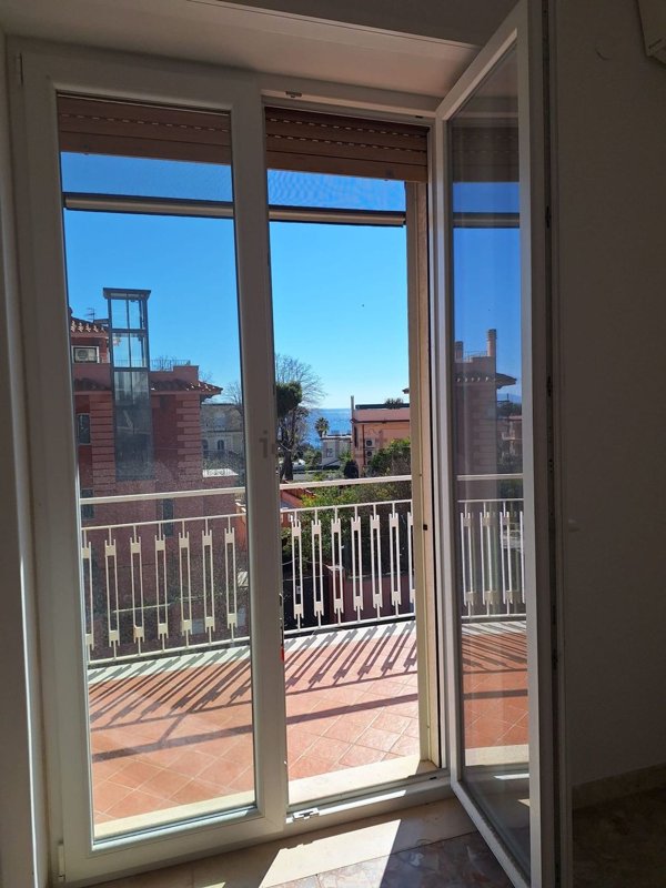 appartamento in vendita a Pozzuoli