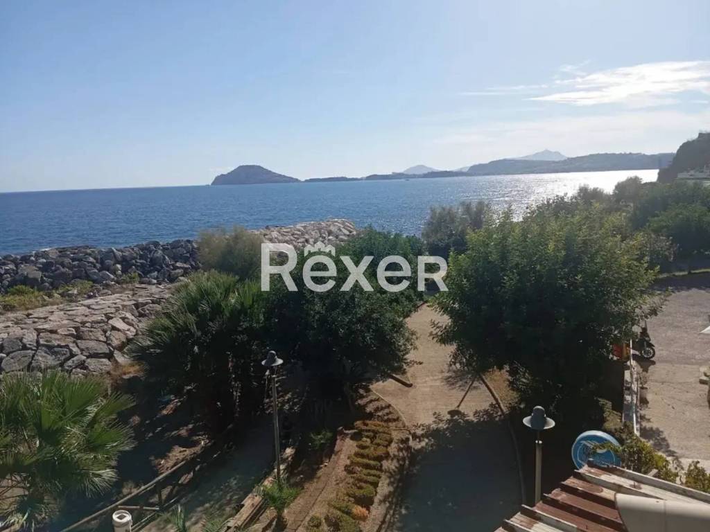 appartamento in vendita a Pozzuoli