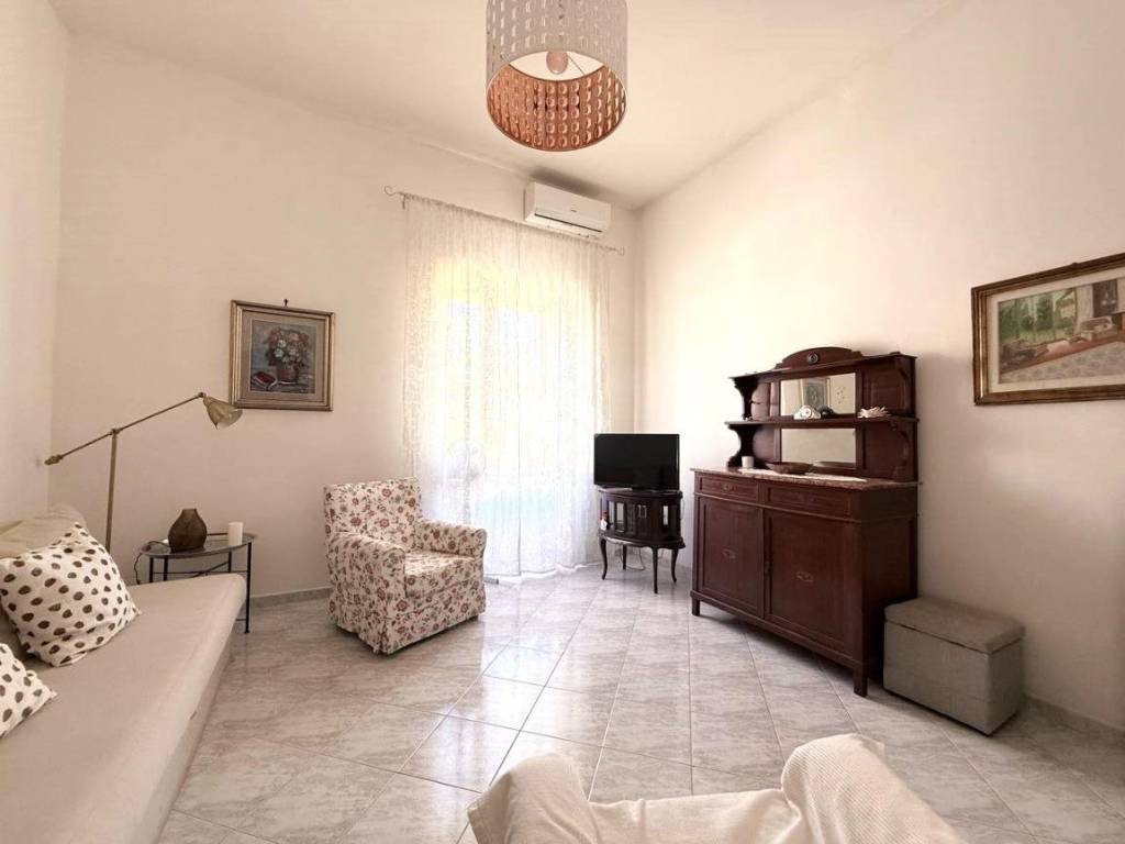 appartamento in vendita a Pozzuoli in zona Solfatara