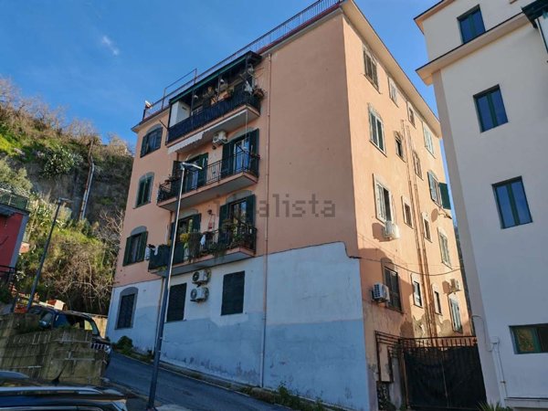 appartamento in vendita a Pozzuoli