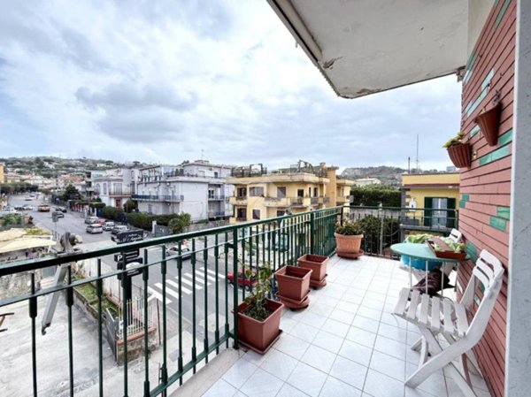 appartamento in vendita a Pozzuoli in zona Solfatara