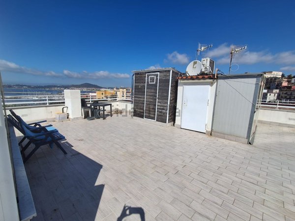 appartamento in vendita a Pozzuoli