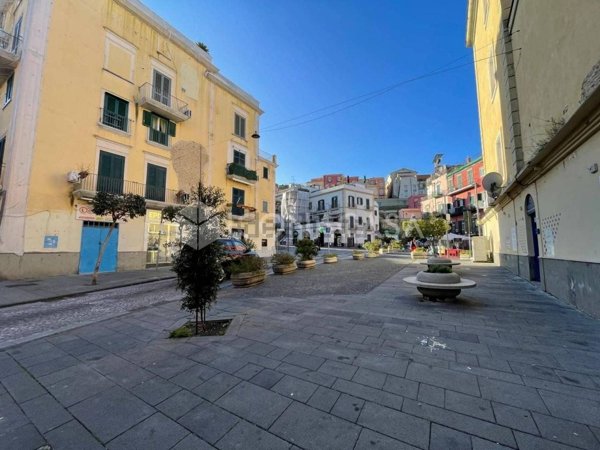 appartamento in vendita a Pozzuoli