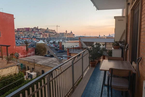 appartamento in vendita a Pozzuoli in zona Arco Felice