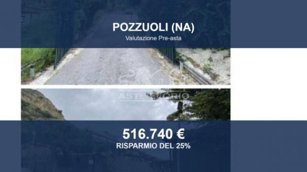 negozio in vendita a Pozzuoli