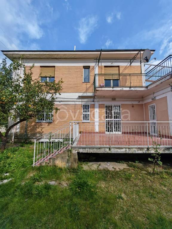 casa indipendente in vendita a Pozzuoli
