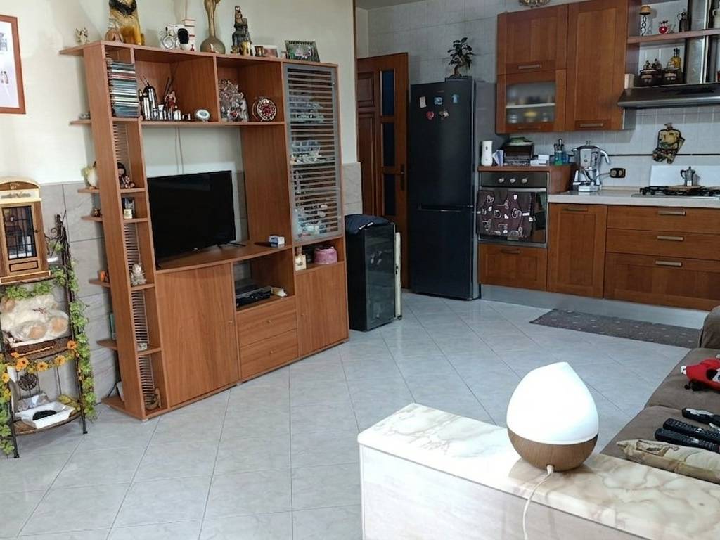 appartamento in vendita a Pozzuoli in zona Toiano