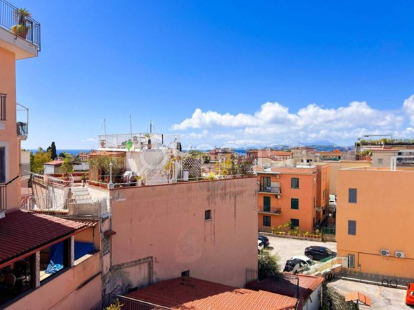 appartamento in vendita a Pozzuoli
