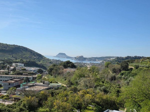 appartamento in vendita a Pozzuoli