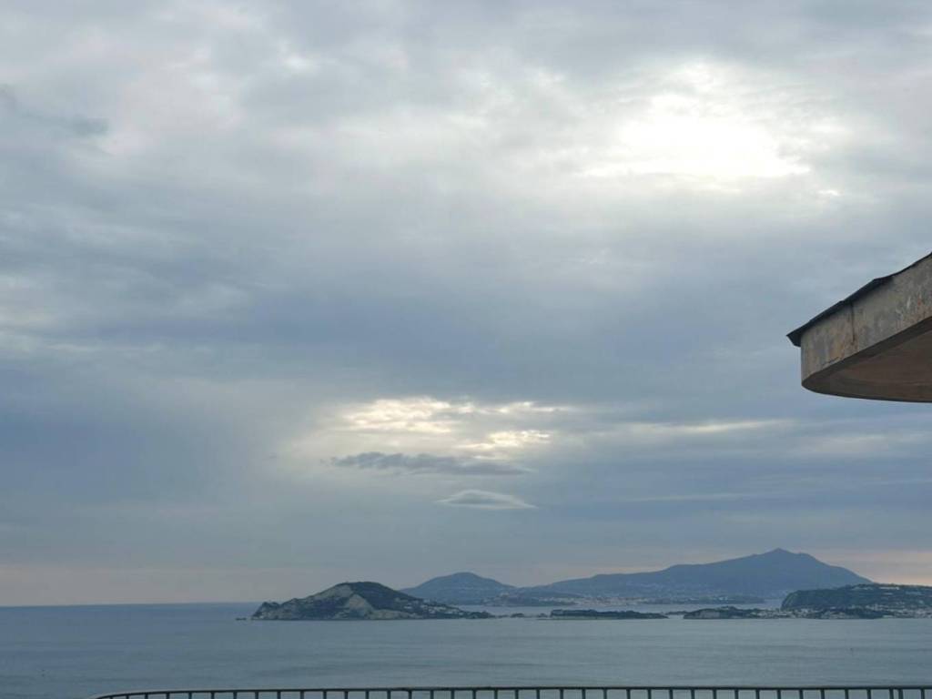 appartamento in vendita a Pozzuoli