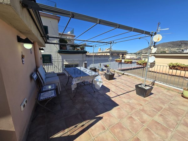 appartamento in vendita a Pozzuoli