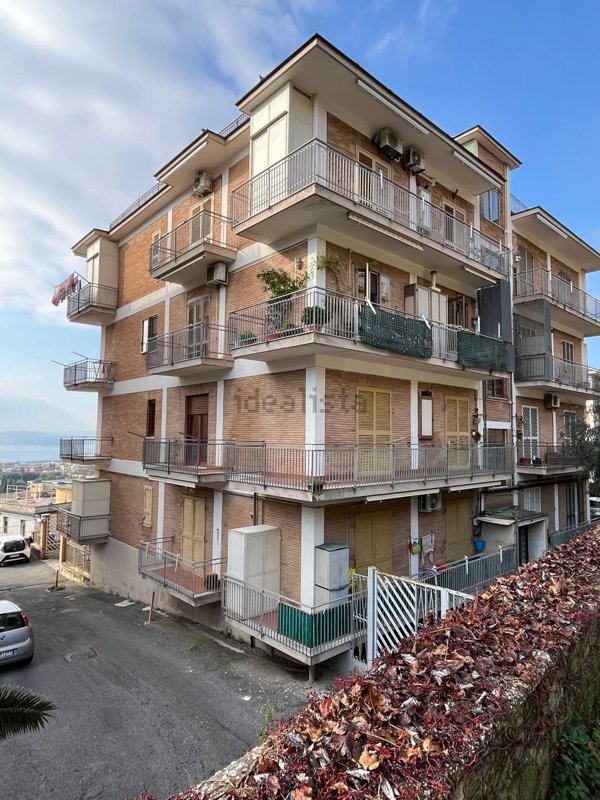 appartamento in vendita a Pozzuoli