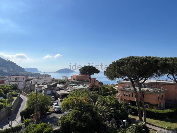 appartamento in vendita a Pozzuoli