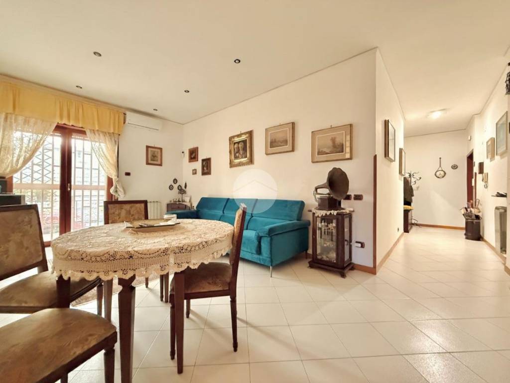 appartamento in vendita a Pozzuoli