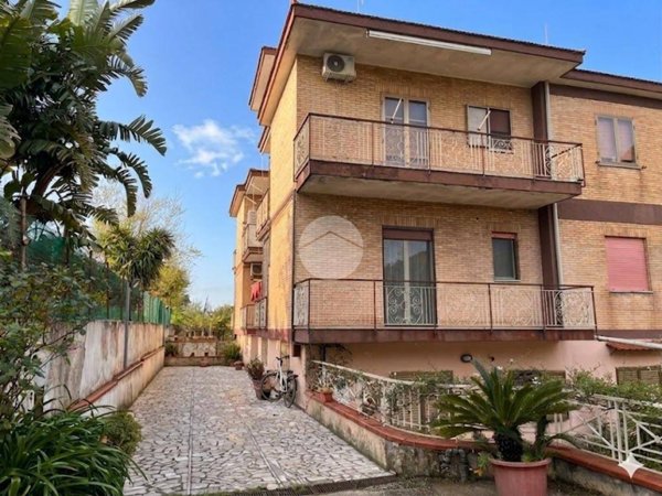 appartamento in vendita a Pozzuoli