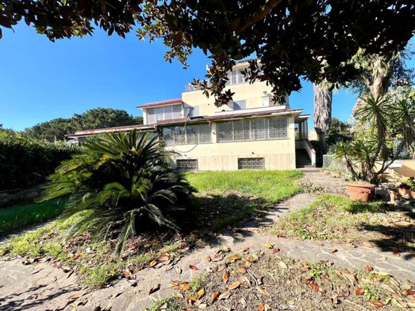 appartamento in vendita a Pozzuoli in zona Monterusciello