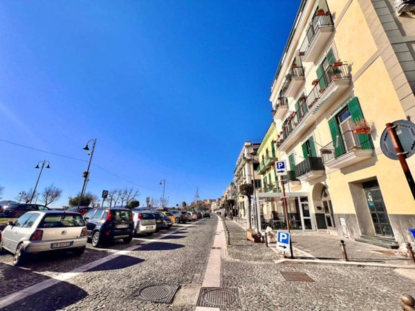 appartamento in vendita a Pozzuoli