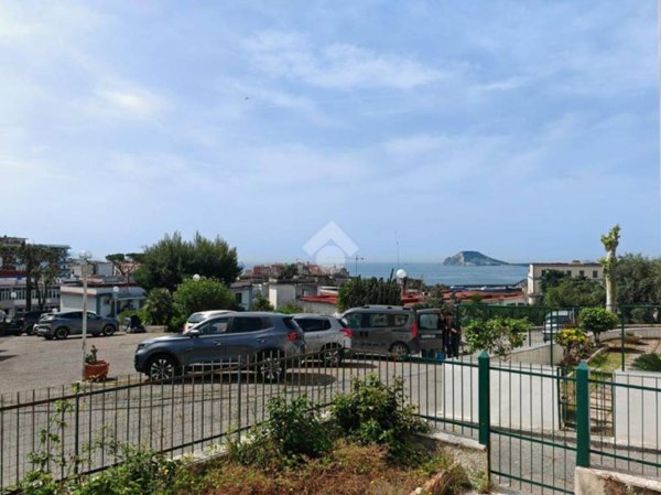 appartamento in vendita a Pozzuoli