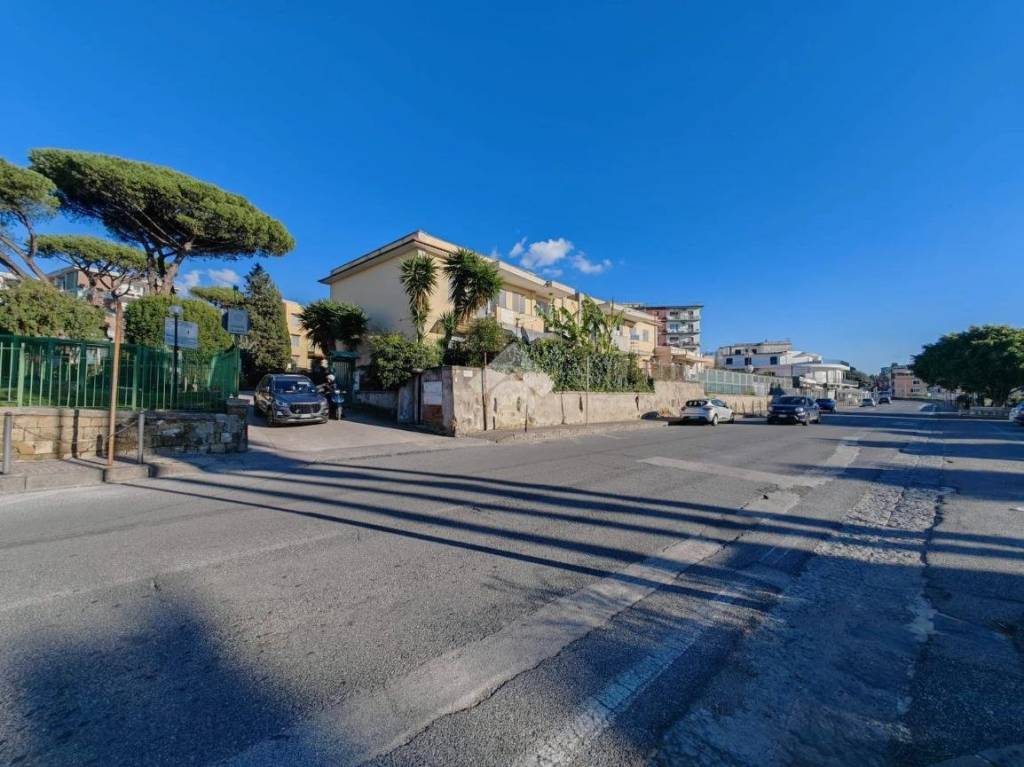 appartamento in vendita a Pozzuoli