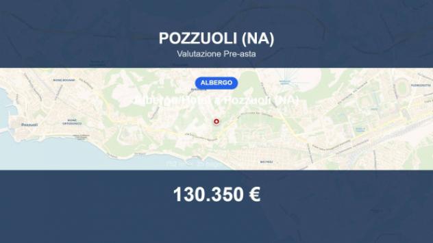 negozio in vendita a Pozzuoli