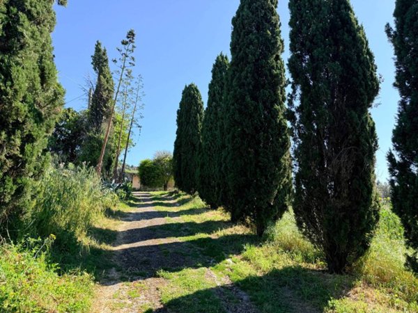 casa indipendente in vendita a Pozzuoli in zona Pisciarelli