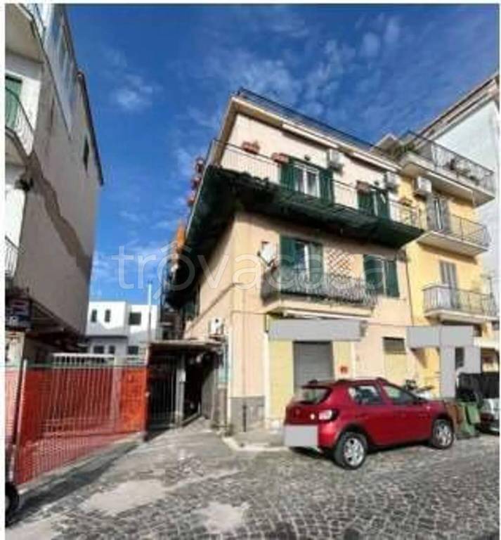 appartamento in vendita a Pozzuoli