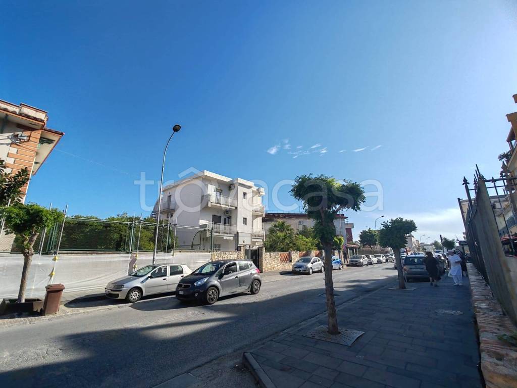 appartamento in vendita a Pozzuoli in zona Arco Felice