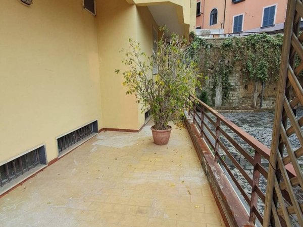 appartamento in vendita a Pozzuoli