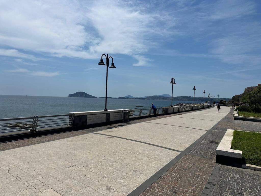 appartamento in vendita a Pozzuoli
