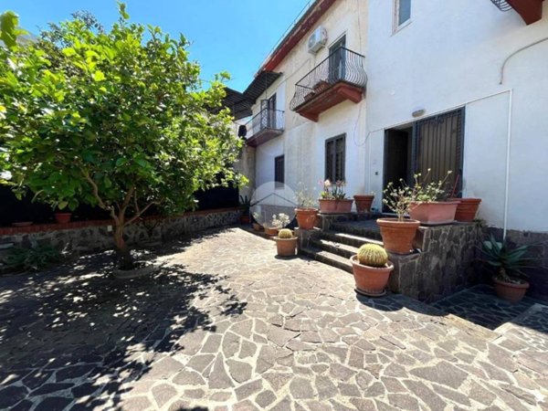 appartamento in vendita a Pozzuoli in zona Arco Felice