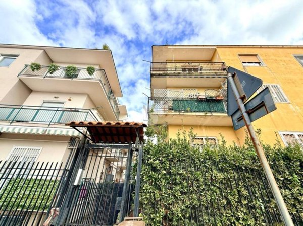 appartamento in vendita a Pozzuoli in zona Solfatara