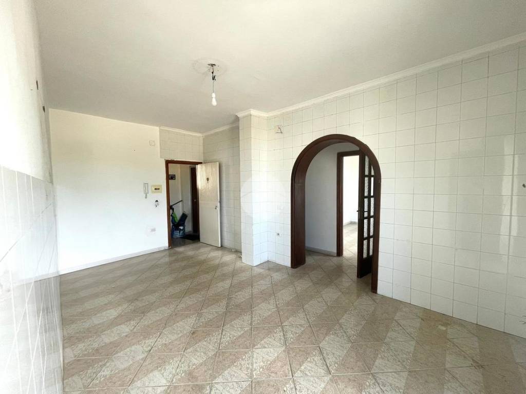 appartamento in vendita a Pozzuoli in zona Monterusciello