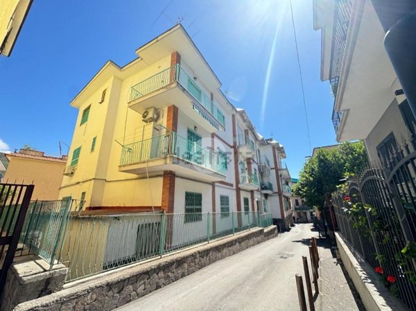 appartamento in vendita a Pozzuoli in zona Arco Felice