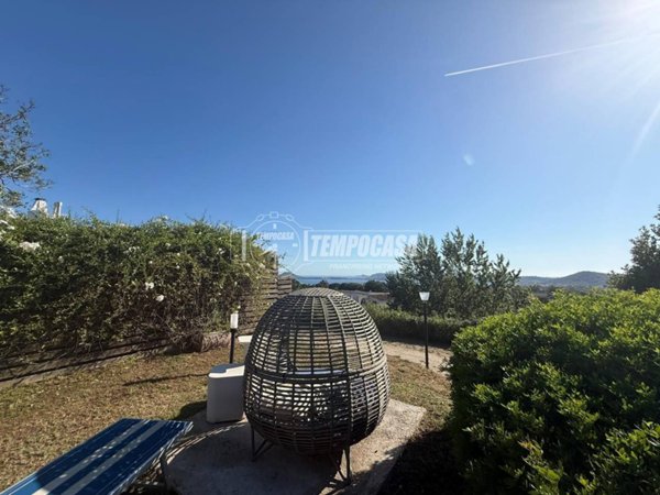 casa indipendente in vendita a Pozzuoli