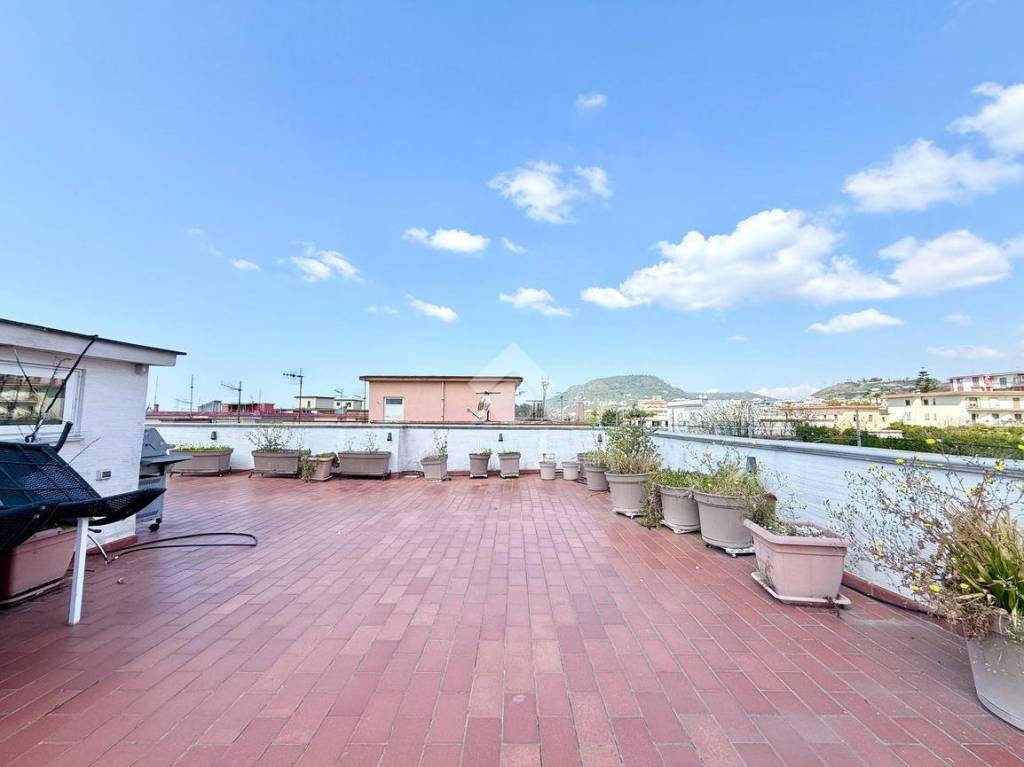 appartamento in vendita a Pozzuoli