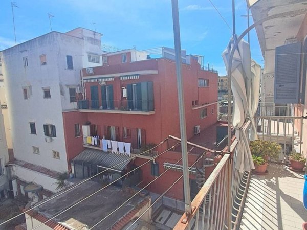 appartamento in vendita a Pozzuoli