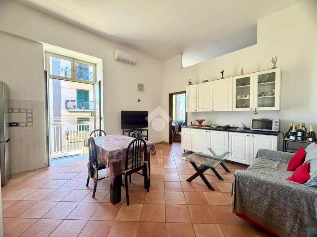 appartamento in vendita a Pozzuoli