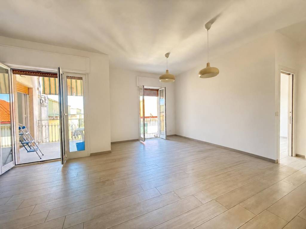 appartamento in vendita a Pozzuoli in zona Solfatara