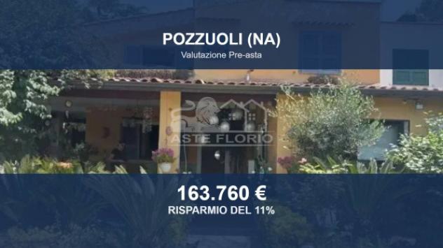 casa indipendente in vendita a Pozzuoli