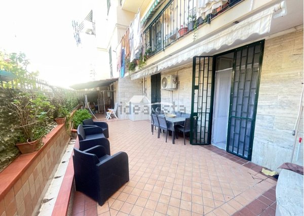 appartamento in vendita a Pozzuoli in zona Lucrino